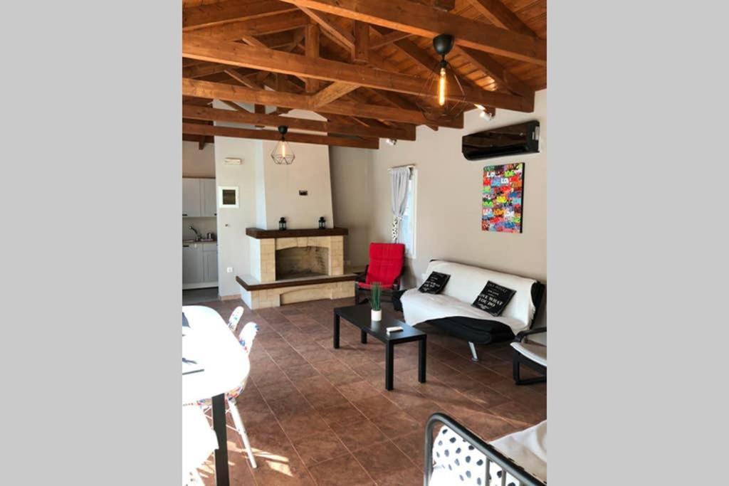 Willa Sunlit Pool House Posidhonía Zewnętrze zdjęcie